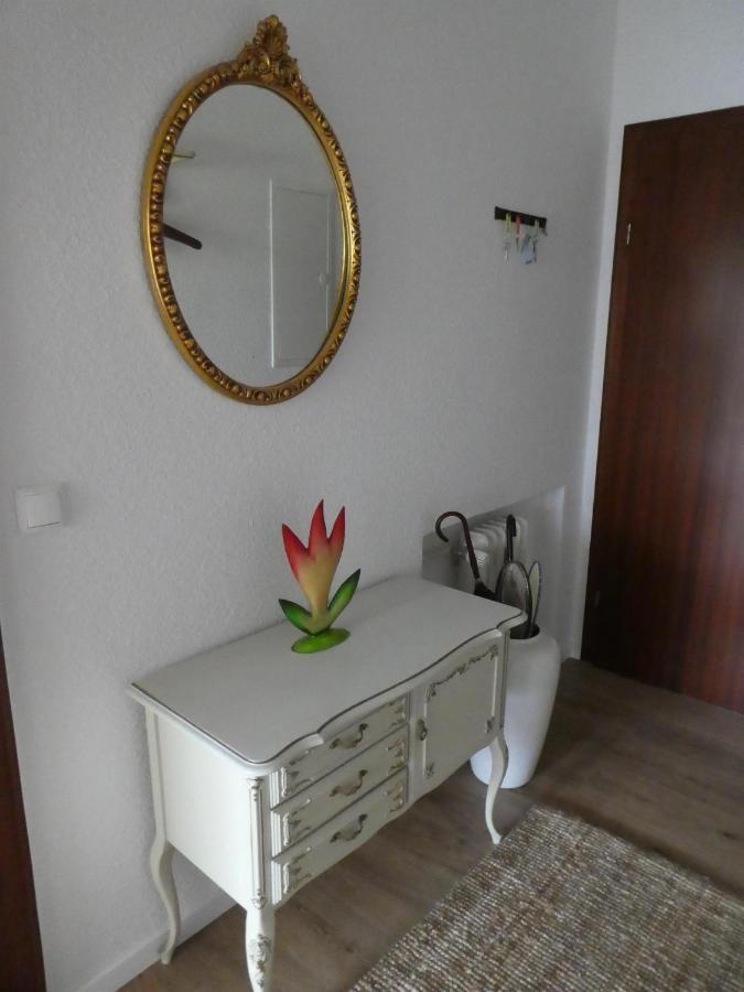 Ferienwohnung Am Hirschpark Bad Pyrmont Bagian luar foto